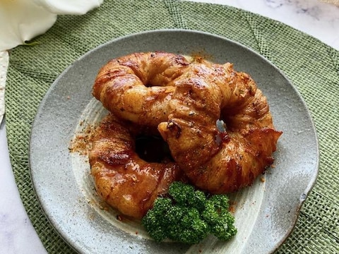 ドーナツ型玉ねぎの豚バラ肉巻き